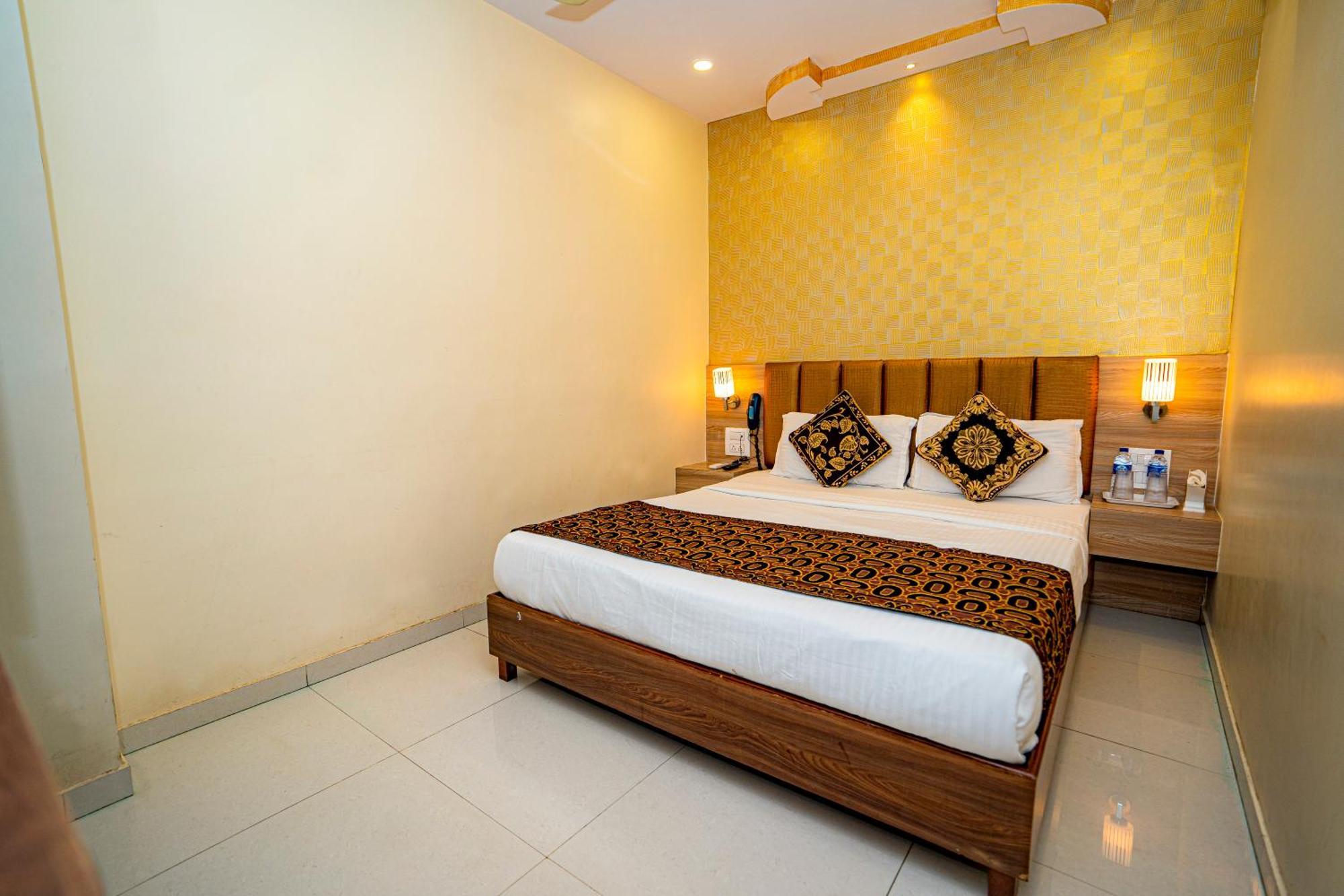 Hotel Hill Park Bombay Esterno foto